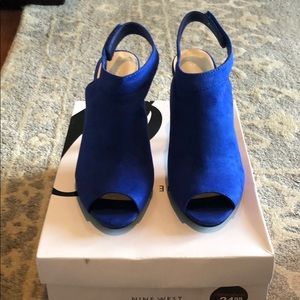 Nine West cobalt blue heels